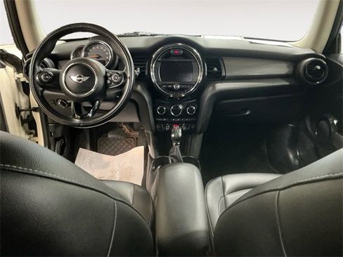Used 2017 MINI Cooper 2-Door Hardtop image 10
