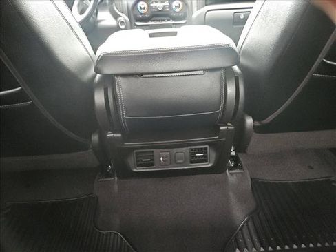 Used 2020 Chevrolet Silverado 1500 LT w/ All-Star Edition RWD image 17