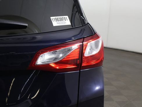 Used 2021 Chevrolet Equinox LS w/ LS Convenience Package image 14