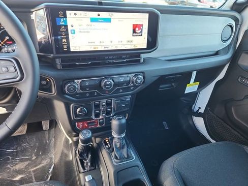 New 2026 Jeep Wrangler Willys AWD/4WD image 26