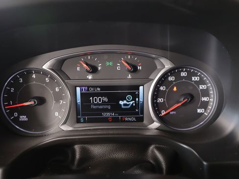 Used 2017 GMC Acadia SLT image 4