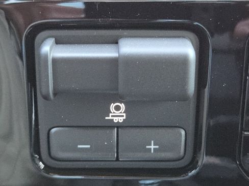 New 2026 GMC Sierra 2500 SLT w/ SLT Premium Package image 12