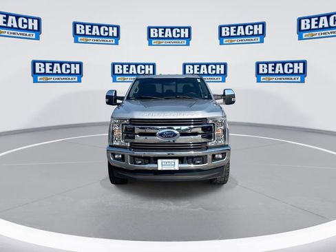 Used 2019 Ford F250 Lariat AWD/4WD image 3