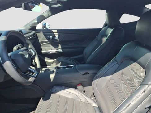 Used 2024 Ford Mustang GT Premium image 10