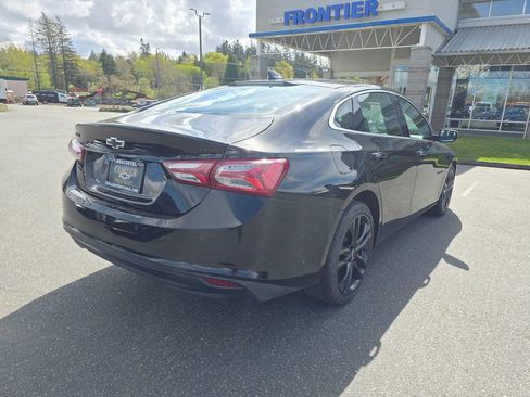 Used 2024 Chevrolet Malibu LT w/ Midnight Edition image 3