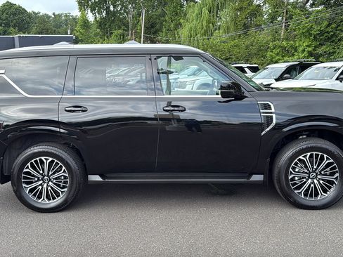 Certified 2026 Nissan Armada Platinum AWD/4WD image 28
