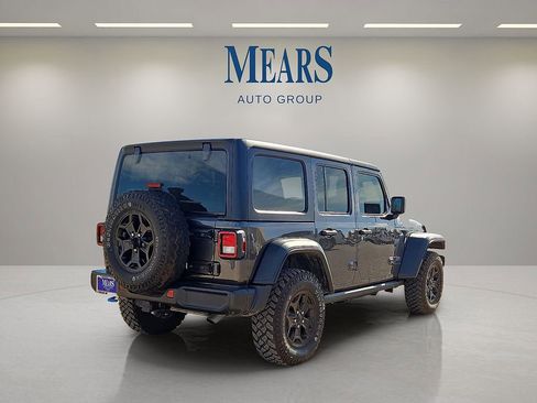 Used 2023 Jeep Wrangler Unlimited image 5