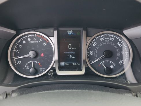 Used 2023 Toyota Tacoma SR5 RWD image 19