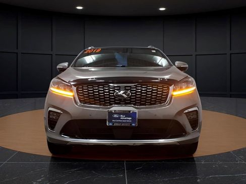 Used 2019 Kia Sorento SX FWD image 2