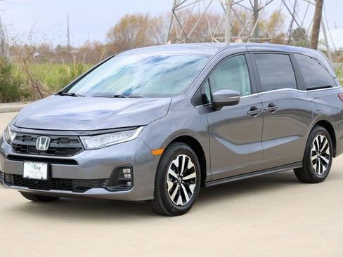 New 2026 Honda Odyssey EX-L image 3