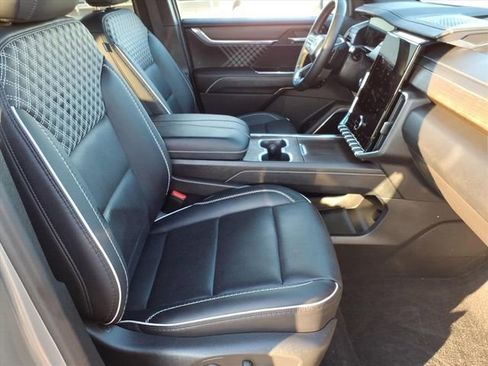 Used 2024 GMC Acadia Denali w/ LPO, Floor Liner Package image 27