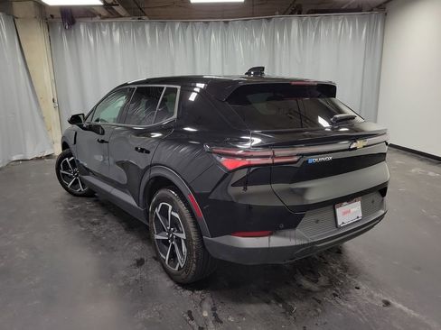 Used 2025 Chevrolet Equinox EV LT image 6