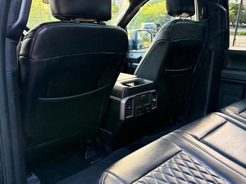 Used 2018 Ford F150 XLT w/ Equipment Group 302A Luxury AWD/4WD image 40