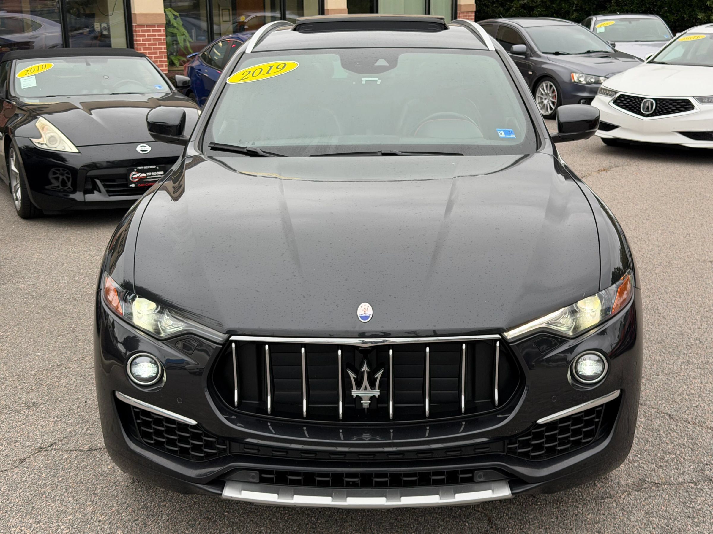 Used 2019 Maserati Levante GranLusso AWD/4WD image 3