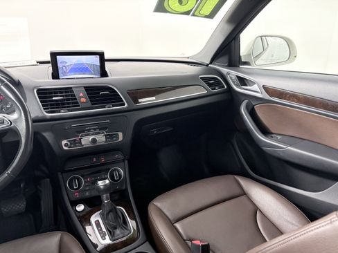 Used 2018 Audi Q3 2.0T Premium image 30