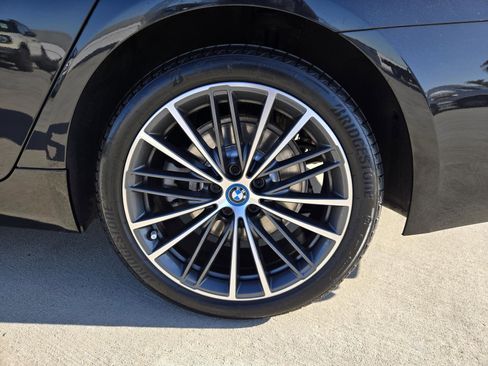 Used 2022 BMW 530e image 29