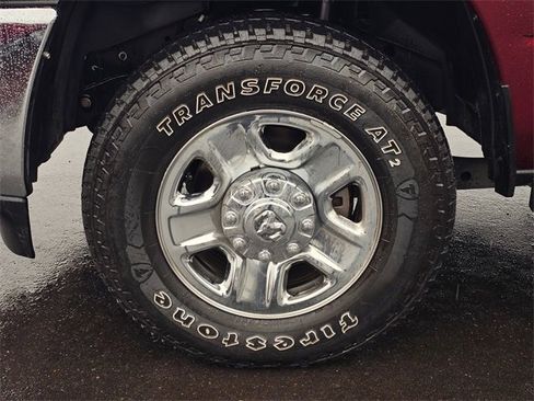 Used 2024 RAM 2500 Tradesman w/ Chrome Appearance Group image 5