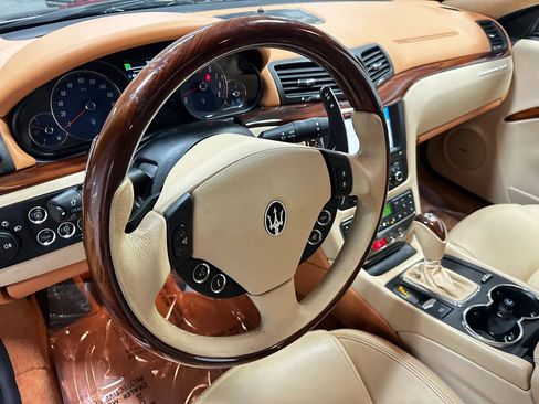 Used 2013 Maserati GranTurismo Sport RWD image 10