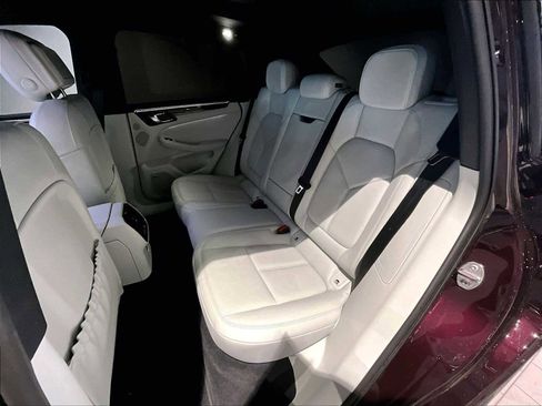 Used 2023 Porsche Macan S image 31