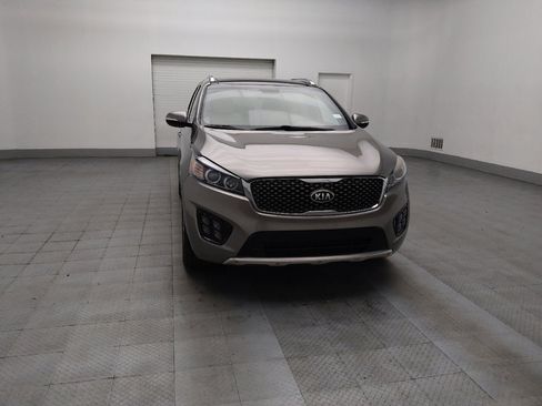 Used 2016 Kia Sorento SX image 14