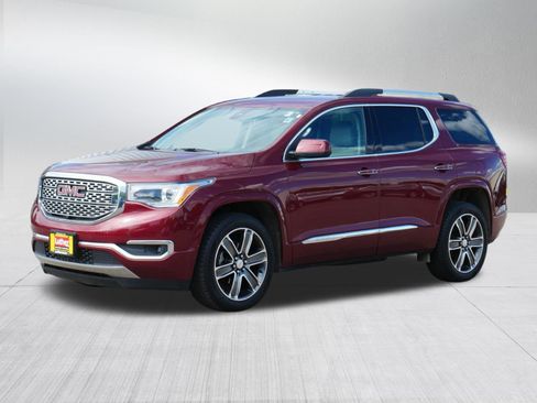 Used 2018 GMC Acadia Denali w/ Technology Package AWD/4WD image 3