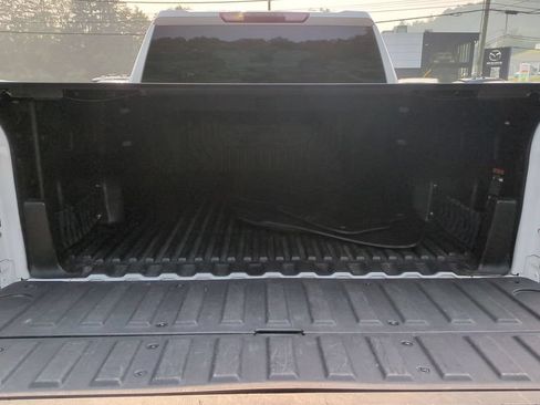 Used 2021 Chevrolet Silverado 1500 Custom Trail Boss AWD/4WD image 27