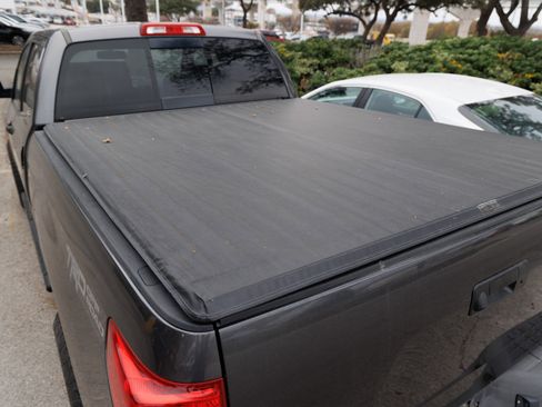 Used 2011 Toyota Tundra SR5 image 16