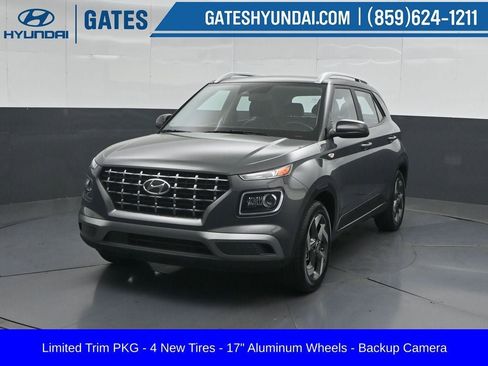 Certified 2024 Hyundai Venue Limited FWD image 6