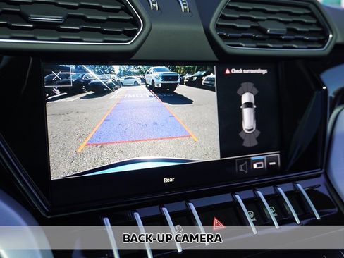 Used 2022 Lamborghini Urus image 6