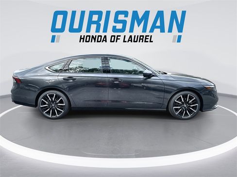 New 2025 Honda Accord Touring image 9