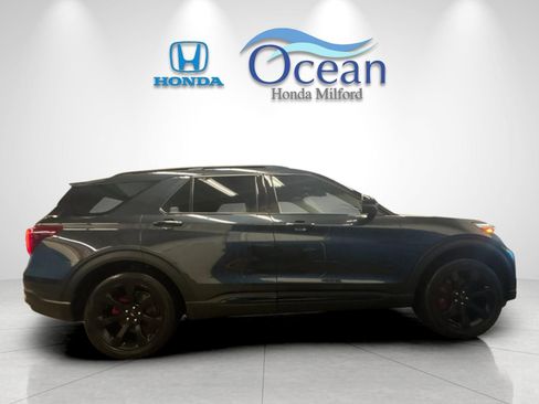 Used 2022 Ford Explorer ST w/ Equipment Group 401A image 6