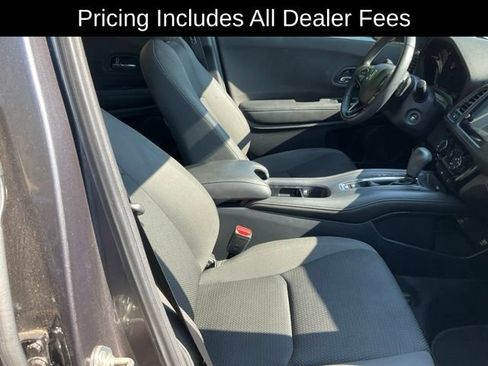 Used 2020 Honda HR-V Sport image 9