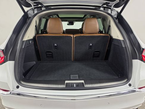 Used 2025 Acura MDX SH-AWD w/ Advance Package image 13