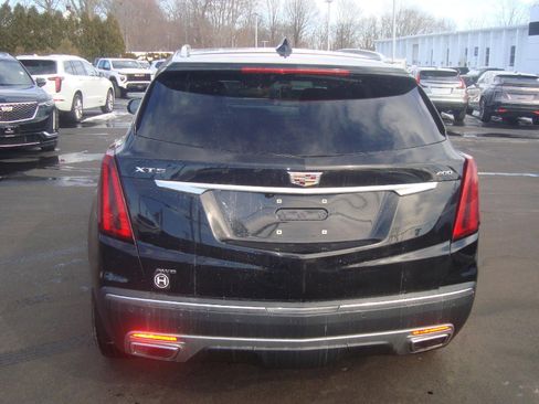 Used 2022 Cadillac XT5 Premium Luxury image 5