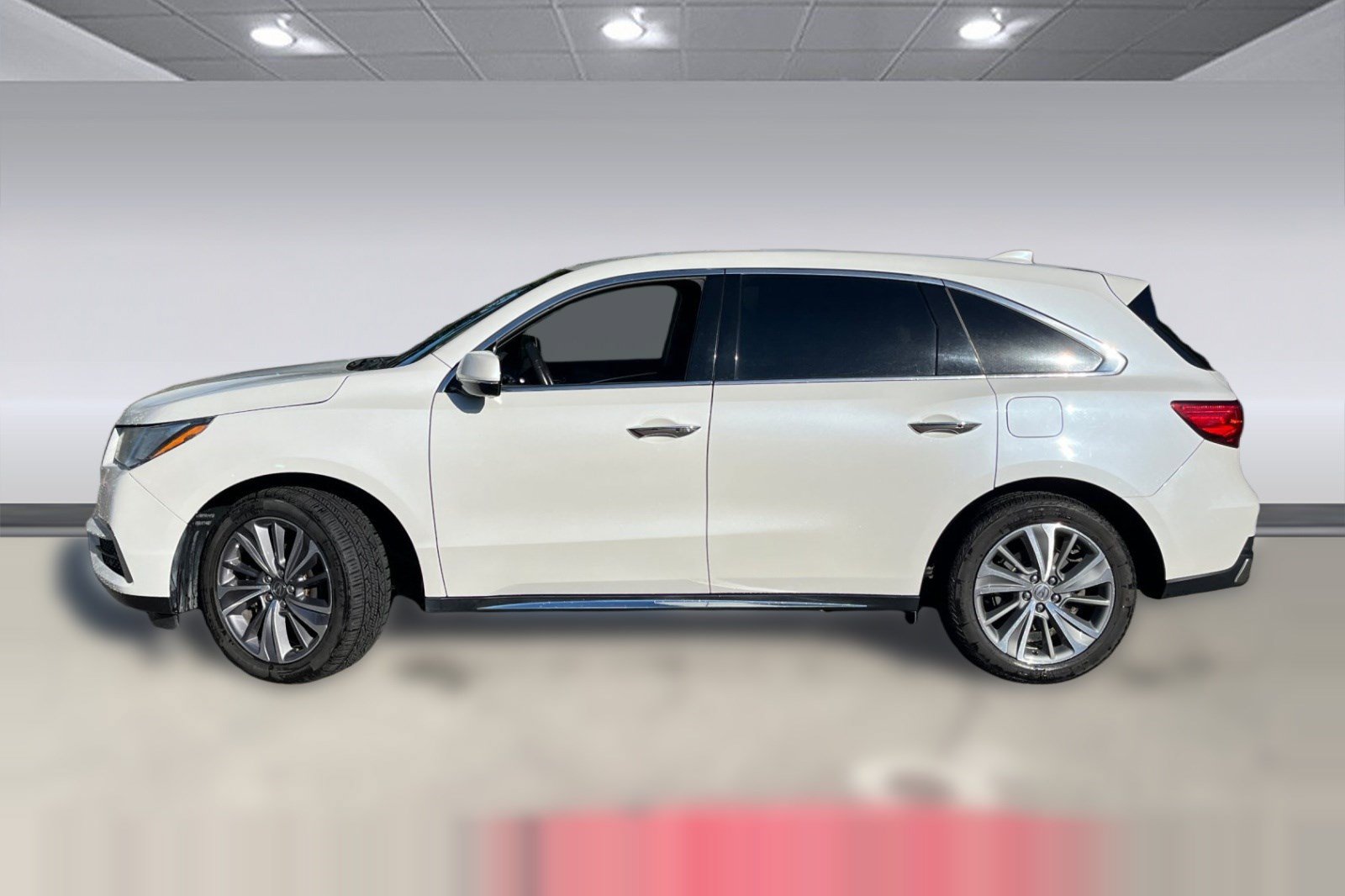 Used 2018 Acura MDX w/ Technology Package AWD/4WD image 2