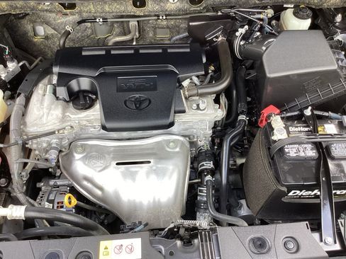 Used 2017 Toyota RAV4 LE FWD image 30