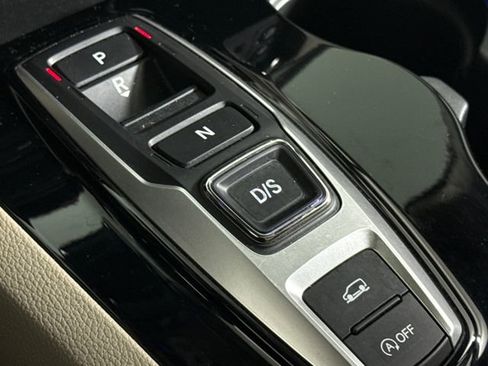 Used 2018 Honda Pilot Elite image 27