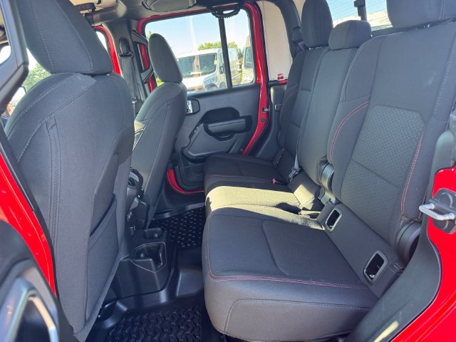 Certified 2023 Jeep Gladiator Rubicon w/ Cold Weather Group AWD/4WD image 19