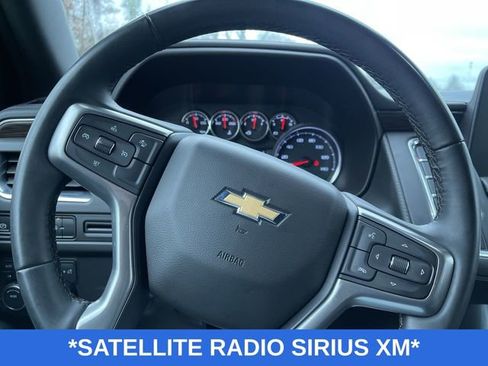 Used 2023 Chevrolet Suburban LS image 12