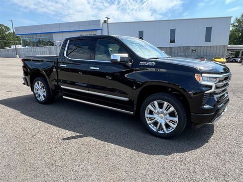 New 2026 Chevrolet Silverado 1500 High Country AWD/4WD image 8