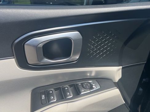 Used 2022 Kia Sorento EX w/ Panoramic Sunroof Package image 21