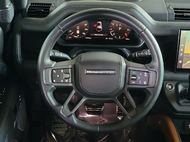 Used 2023 Land Rover Defender 110 X AWD/4WD image 14