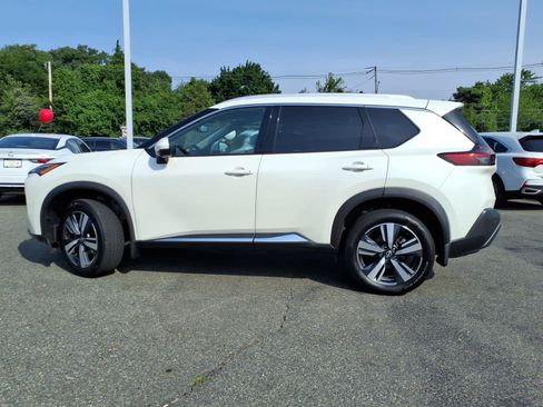 Used 2023 Nissan Rogue SL AWD/4WD image 8