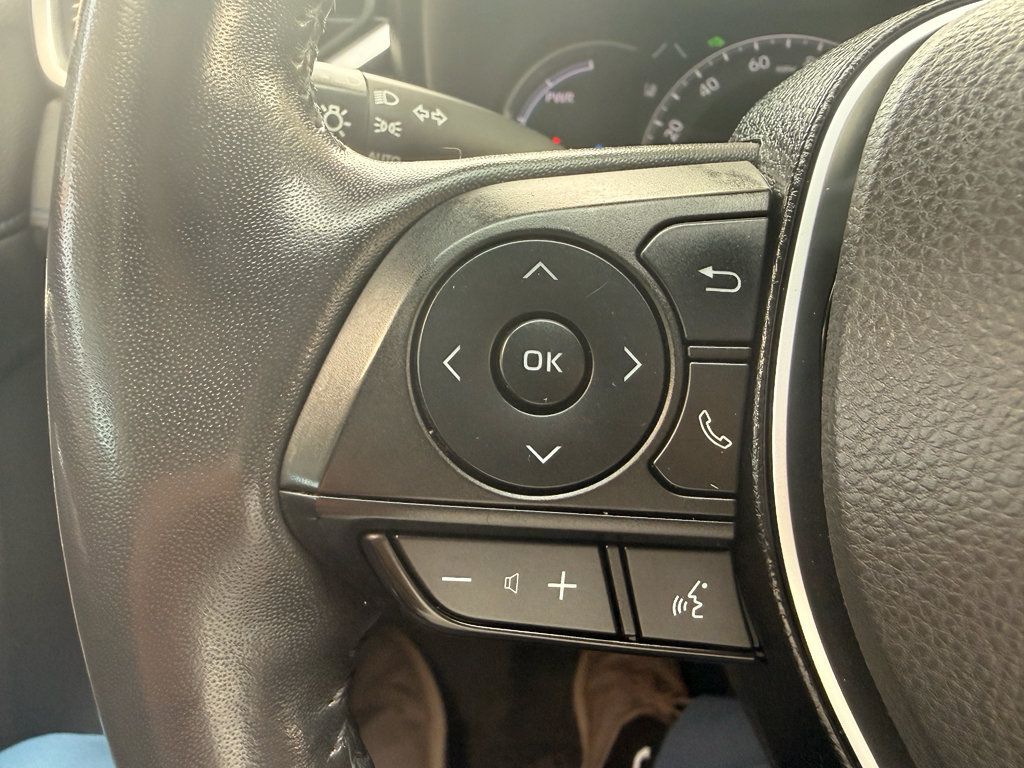 Used 2023 Toyota RAV4 XSE w/ XSE Grade Weather Package AWD/4WD image 17