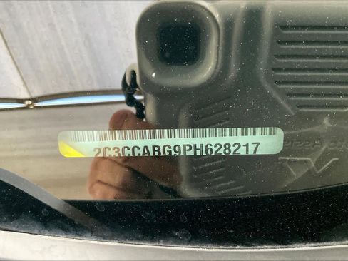 Used 2023 Chrysler 300 S image 34