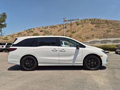 New 2026 Honda Odyssey Sport-L image 12