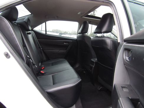 Used 2019 Toyota Corolla XLE image 14