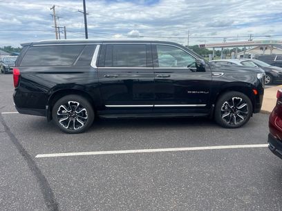 Used 2023 GMC Yukon XL Denali w/ Advanced Technology Package