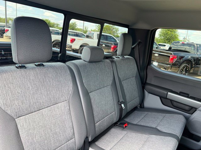 New 2026 Ford F250 XL w/ STX Appearance Package AWD/4WD image 21