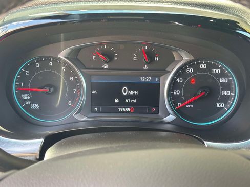 Used 2023 Chevrolet Traverse LT AWD/4WD image 27